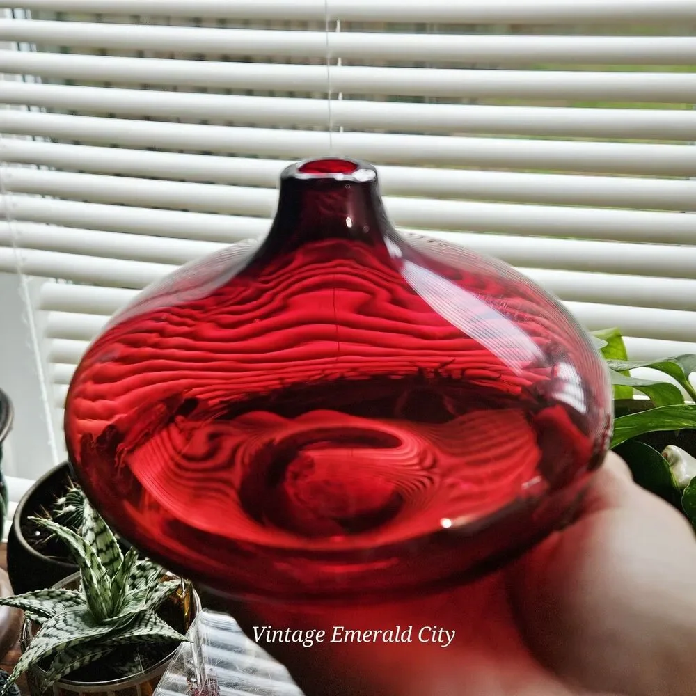 Vtg Ruby Cranberry Red Salong Hand Blown Glass Bud Vase Rounded Accent Piece